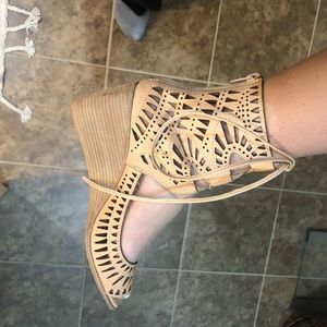 Jeffery cambell nude lace up wedge